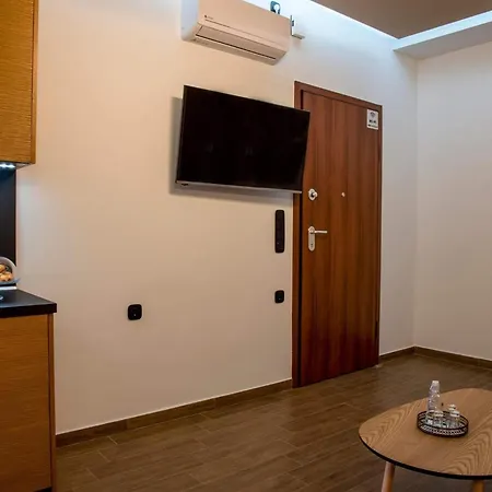 Διαμέρισμα Polytelia Κάρυστος