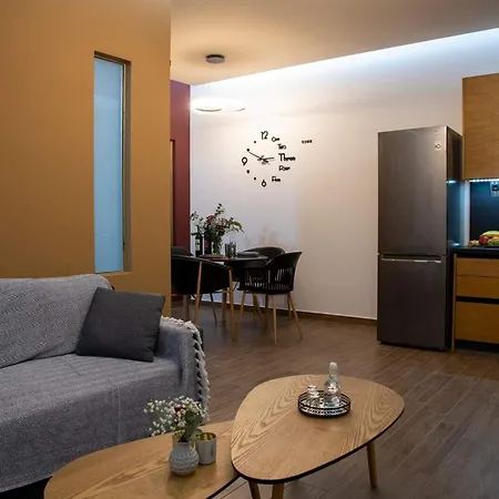 Διαμέρισμα Polytelia